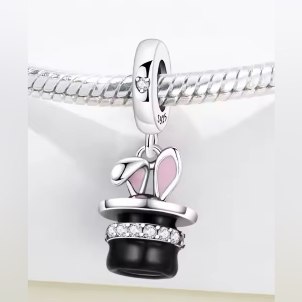 S925 Magic Show Charm 🪄 - Picture 3 of 3